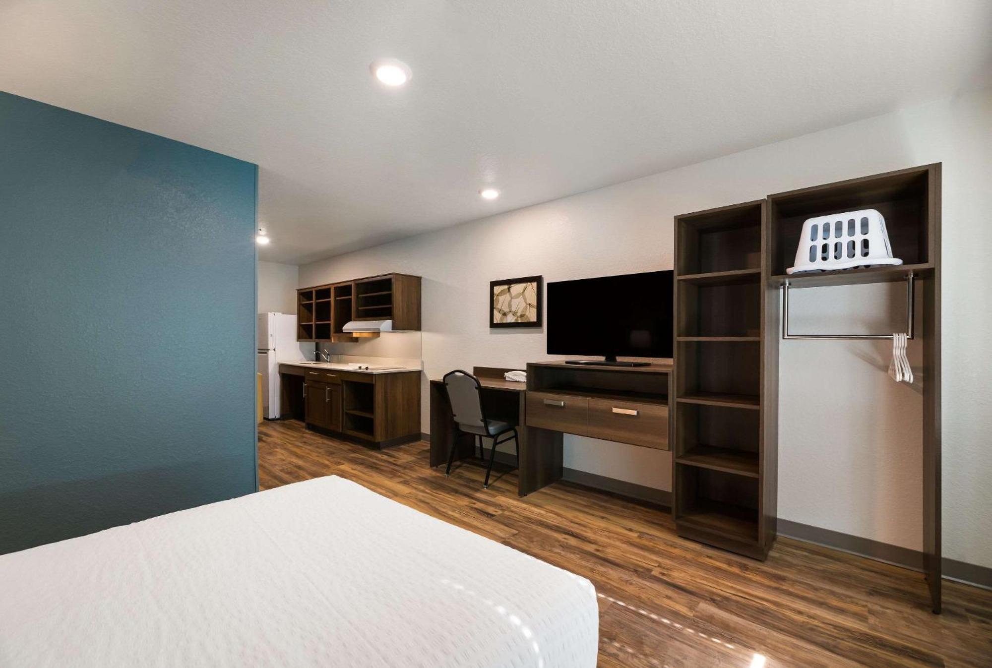 Woodspring Suites Cocoa Beach - Рокледж Экстерьер фото